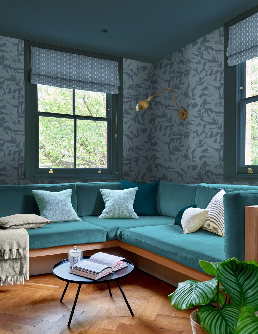 Non-woven wallpaper, blue, leaves, 124147, Utopia, Graham Brown Premium