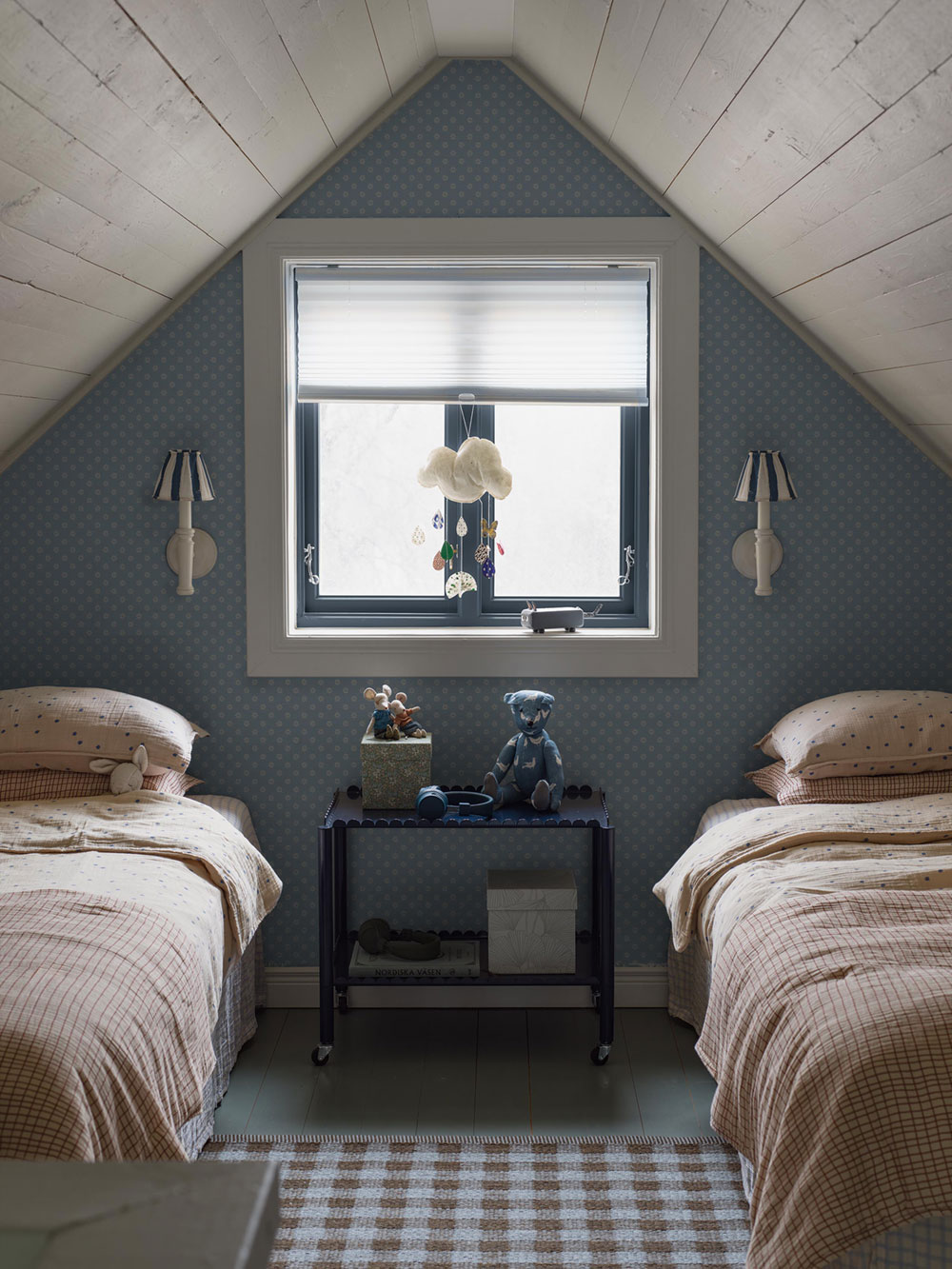 Wallpaper, blue, flowers, 5808, Nordic Folk, Borastapeter