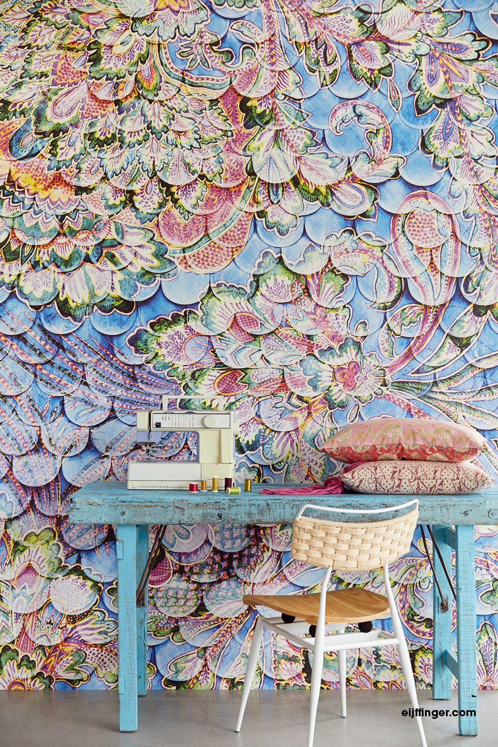 Vliesová obrazová tapeta s 3D efektem a ornamenty 375209, 232x280cm, Sundari, Eijffinger