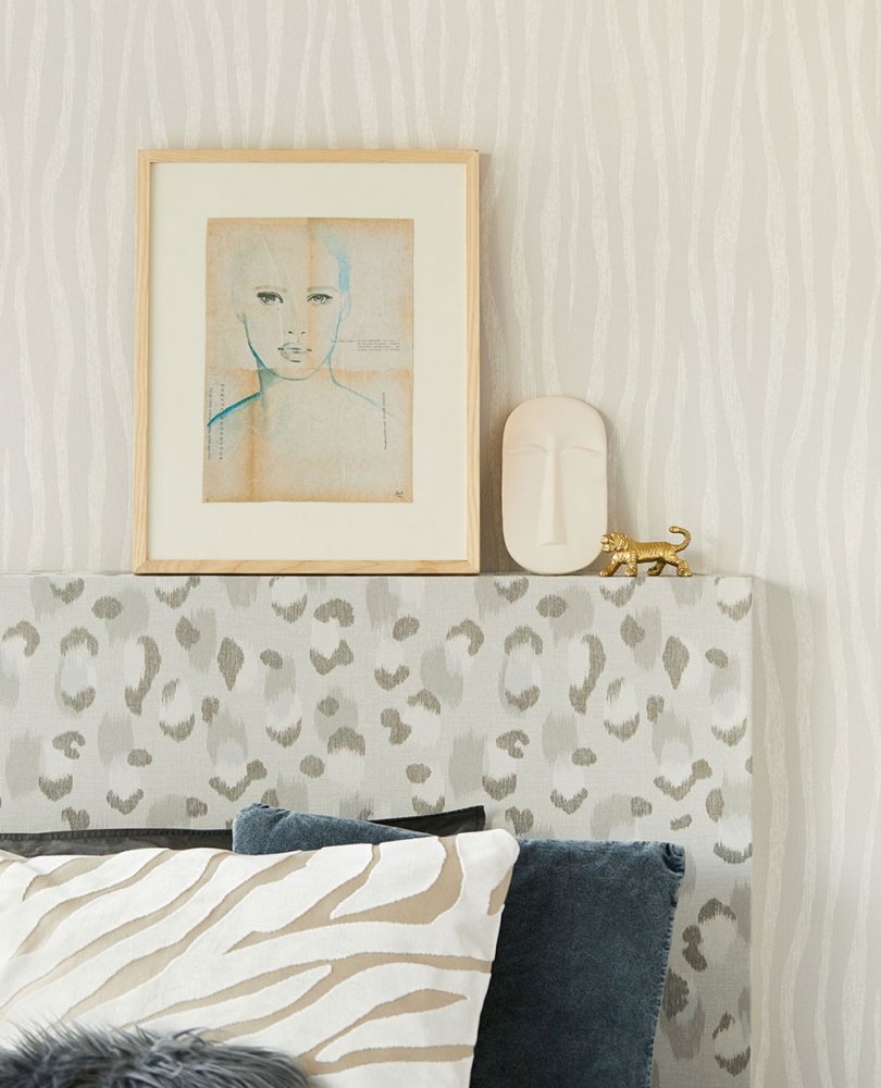 Non-woven wallpaper 300552, Skin, Eijffinger